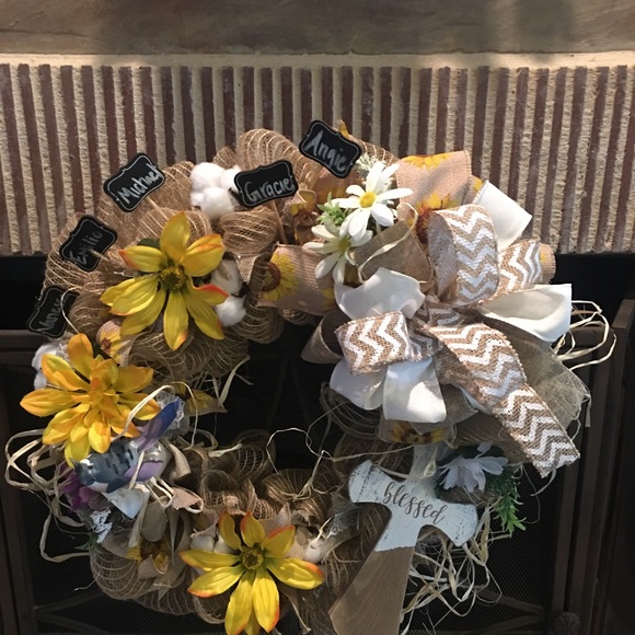 Wreaths - Picture 3 of 4